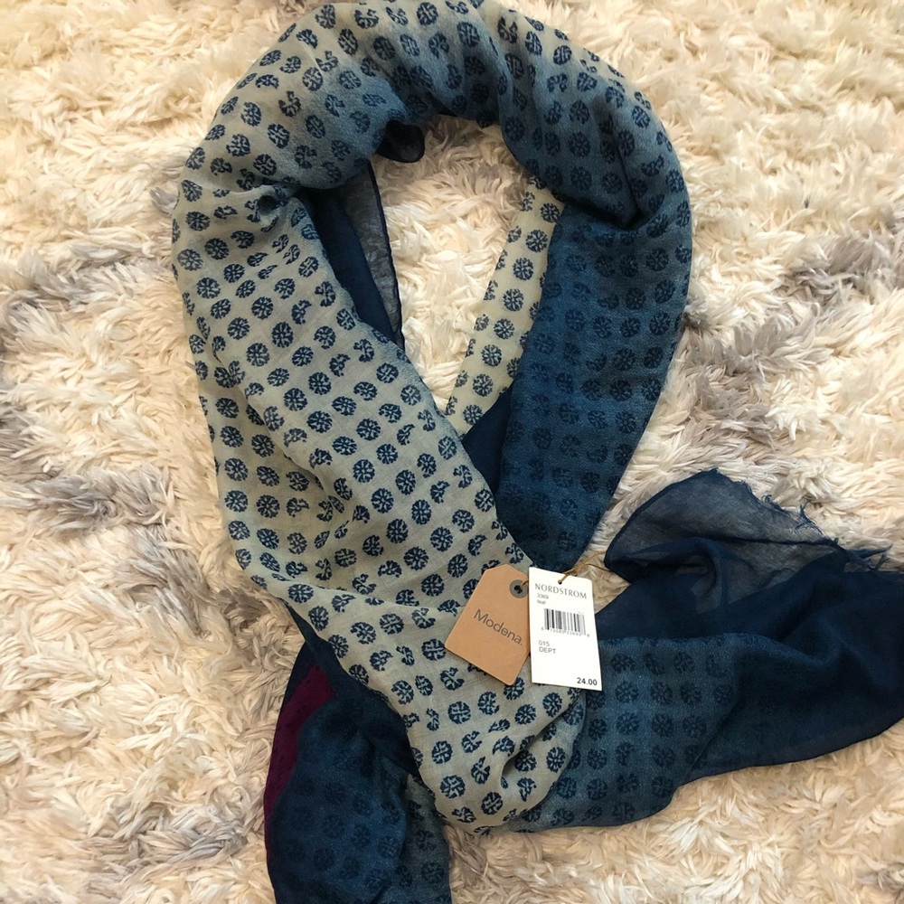 Scarf